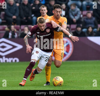 Edinburgh, Schottland, Großbritannien. 20. Januar, 2019. Herz von Midlothian fand am Premiership Rivalen Livingston in der vierten Runde der William Hill schottischen Schale Riegel bei Tynecastle heute. Das Edinburgh Seite kam heraus auf die Oberseite dank einer zweiten Hälfte Schlag von Sean Clare. Sie stellen jetzt Helden des Runden junior Seite Auchinleck Talbot. Im Bild: Callumn Morrison (Herz) und Shaun Byrne (Livingston) während der William Hill Scottish Cup vierte Runde zwischen Premiership Rivalen Herzen und Livingston bei Tynecastle, wo die Home Seite es in der fünften Runde Auslosung mit einem Gewinn. Dave Johnston/ Stockfoto