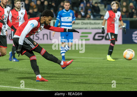 Zwolle, Niederlande 20. Januar 2019 Fußball-niederländischen Eredivisie: PEC Zwolle v Feyenoord Eredivisie 2018-2019 L-R Jeremia St. Juste von Feyenoord Stockfoto