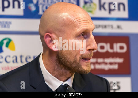 Zwolle, Niederlande 20. Januar 2019 Fußball-niederländischen Eredivisie: PEC Zwolle v Feyenoord Eredivisie 2018-2019 L-R Jaap Stam von Pec Zwolle Stockfoto