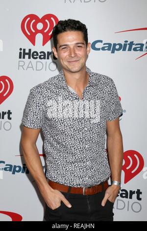 Burbank, CA. Jan, 2019 18. Wells Adams in der Ankunftshalle für iHeartRadio Podcast Awards präsentiert von Capital One, iHeartRadio Theater Los Angeles, Burbank, CA 18. Januar 2019. Credit: Priscilla Grant/Everett Collection/Alamy leben Nachrichten Stockfoto