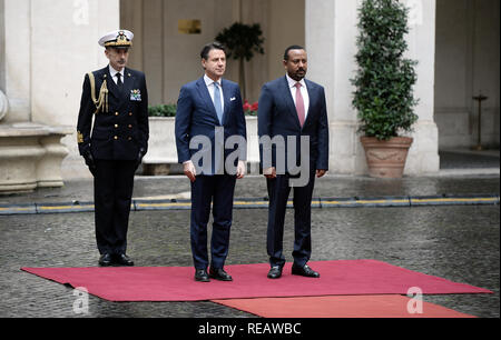 Rom, Italien. 21. Januar 2019. Der Ministerpräsident Giuseppe Conte, trifft der Premierminister der Demokratischen Bundesrepublik Äthiopien, Abiy Ahmed Ali Im pic Giuseppe Conte, Abiy Ahmed Ali Credit: LaPresse/Alamy leben Nachrichten Stockfoto