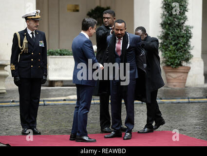 Rom, Italien. 21. Januar 2019. Der Ministerpräsident Giuseppe Conte, trifft der Premierminister der Demokratischen Bundesrepublik Äthiopien, Abiy Ahmed Ali Im pic Giuseppe Conte, Abiy Ahmed Ali Credit: LaPresse/Alamy leben Nachrichten Stockfoto