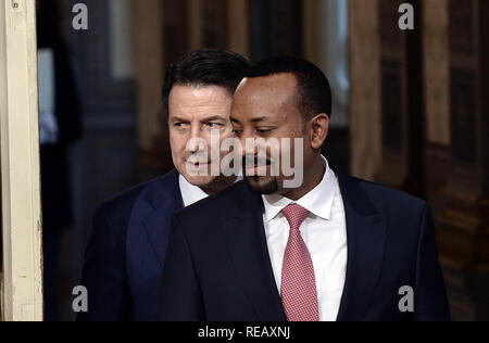 Rom, Italien. 21. Januar 2019. Der Ministerpräsident Giuseppe Conte, trifft der Premierminister der Demokratischen Bundesrepublik Äthiopien, Abiy Ahmed Ali Im pic Giuseppe Conte, Abiy Ahmed Ali Im pic Giuseppe Conte, Abiy Ahmed Ali Credit: LaPresse/Alamy leben Nachrichten Stockfoto