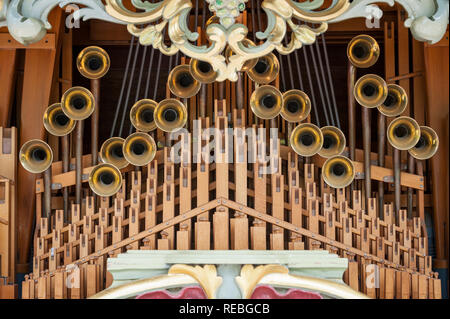 Reich verzierte Vintage automatisierte Musik Maschine Stockfoto
