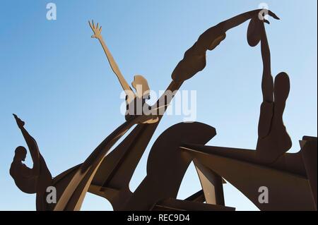 Skulptur, Homenatge a la Natacio von Alfredo Lanz, auf San Sebastia Strand, Barcelona, Katalonien, Spanien, Europa Stockfoto