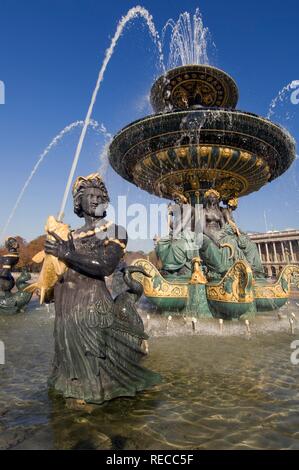 Fontaine des Fleuves Brunnen, Place de la Concorde, Paris, Frankreich, Europa Stockfoto