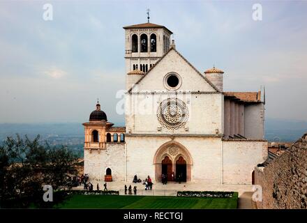 Kloster Kirche San Francesco in Assisi, Umbrien, Italien, Europa Stockfoto