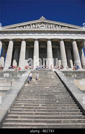 Die Walhalla Memorial Hall of Fame für lobenswert und zeichnet die Deutschen in der Nähe von Donaustauf, Oberpfalz, Bayern Stockfoto