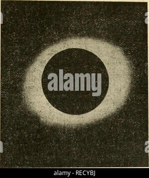 . Comptes Rendus hebdomadaires des séancen de l'Académie des sciences. Wissenschaft - Gesellschaften, etc.; Wissenschaft; Wissenschaft. Les photographies que je mets Sous les Yeux de l'Académie montrent, en Effet, la Couronne olaire avec une intensité et une Perfektion qu'on ne constatait que sur des épreuves obtenues Pendant les éclipses totales.. Bitte beachten Sie, dass diese Bilder sind von der gescannten Seite Bilder, die digital für die Lesbarkeit verbessert haben mögen - Färbung und Aussehen dieser Abbildungen können nicht perfekt dem Original ähneln. extrahiert. Académie des Sciences (Frankreich); Centre national Stockfoto