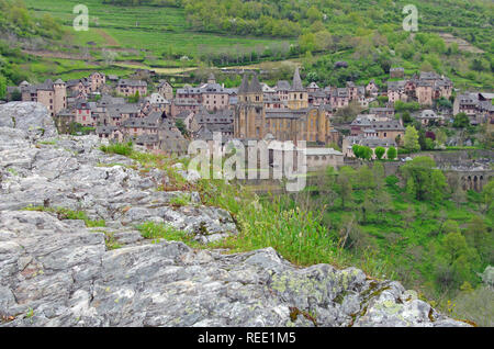 Conques mittelalterliche Stadt. Aveyron, Frankreich. Camino de Santiago. Chemins de saint-Jacques de Compostelle Stockfoto