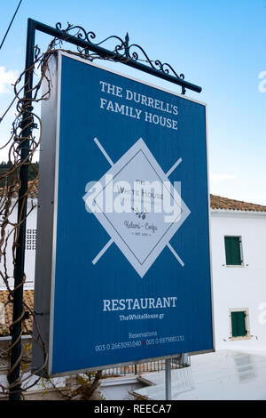 Europa Griechenland Korfu die Durrell Familie weiße Haus in Kalami Bay Die ursprüngliche Heimat der Durrells jetzt ein Restaurant und Inn Stockfoto