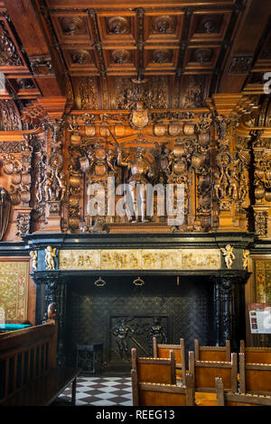 16. jahrhundert Kamin und Kamin im Stadtrat die Kammer am Brugse Vrije, ehemaliger Gericht/Gerichtsgebäude in der Stadt Brügge, Flandern, Belgien Stockfoto