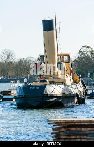 Steam tug in Maldon Hythe günstig Stockfoto