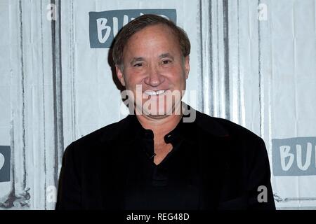 Terry Dubrow innen für AOL bauen Serie Berühmtheit Candids-MON, AOL bauen Serie, New York, NY 21. Januar 2019. Foto: Steve Mack/Everett Collection Stockfoto