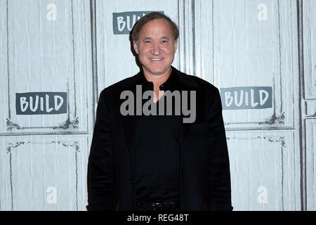 Terry Dubrow innen für AOL bauen Serie Berühmtheit Candids-MON, AOL bauen Serie, New York, NY 21. Januar 2019. Foto: Steve Mack/Everett Collection Stockfoto