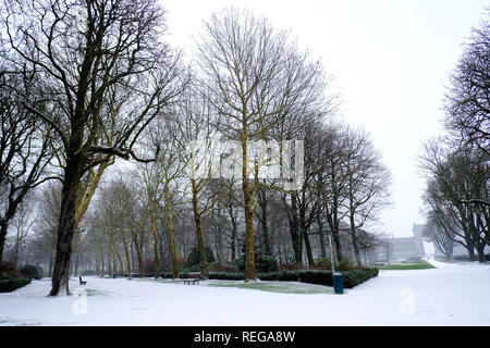 Brüssel, Belgien. 22. Januar 2019. Blick auf den Schnee - Cinquantenaire Park bedeckt. Alexandros Michailidis/Alamy leben Nachrichten Stockfoto