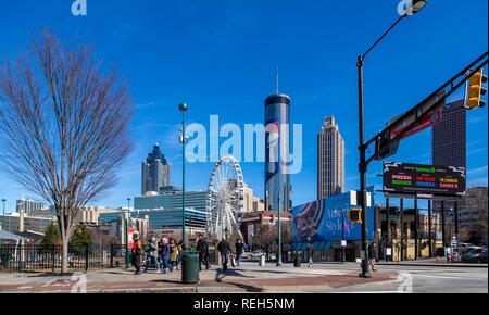 ATLANTA, Georgia - Januar 21, 2019: Superbowl LIII wird in Atlanta von Mercedes-Benz Stadion am Sonntag gespielt werden, 3. Februar 2019 gegen die neue Engl Stockfoto