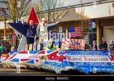 Portland, Oregon, USA - 12. November 2018: Die jährliche Ross Hollywood Kapelle Veterans Day Parade, im Nordosten von Portland. Stockfoto