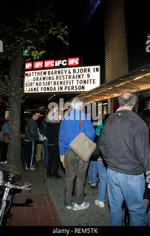 New York, NY - 17. April: (Außen) an Profitieren Screening von Sir! Nein, Sir! Am Montag, den 17. April 2006 in New York, NY (Foto von Steve Mack/S.D. Mac Stockfoto