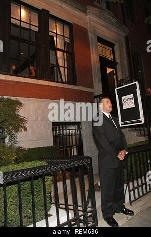 New York, NY - 24. September: (Außen) Bei der 'Dexter' und 'Californication' Premiere Feier am Showtime Haus am Mittwoch, 24. September 2 Stockfoto