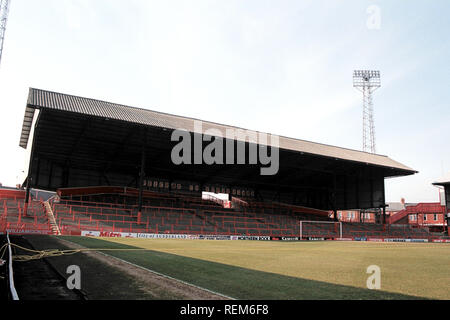 Allgemeine Ansicht des AFC Sunderland Football Ground, Roker Park, South Shields, Tyne & Wear, dargestellt am 5. April 1996 Stockfoto