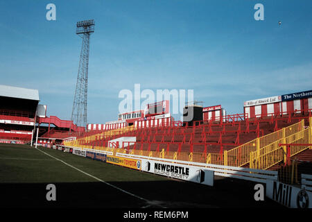 Allgemeine Ansicht des AFC Sunderland Football Ground, Roker Park, South Shields, Tyne & Wear, dargestellt am 5. April 1996 Stockfoto