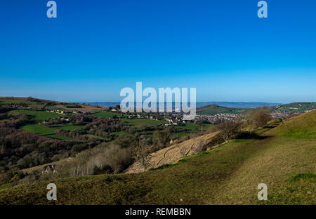 Rodborough Common mit Blick über den Fluss Severn, Wald von Dean und walisischen Hügel jenseits Stockfoto