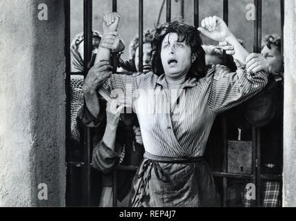 Nella città l'Inferno Jahr: 1958 - Italien Anna Magnani Regie: Renato Castellani Stockfoto