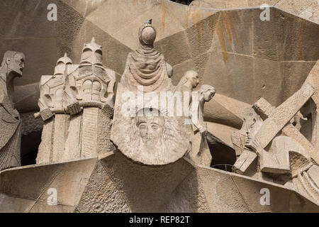 Barcelona, Spanien - 26. März 2018: La Sagrada Familia - die imposante Kathedrale von Gaudí entworfen, die sich seit dem 19. März 1882 und Nr. Stockfoto