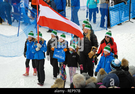 KILLINGTON, USA - November 24: Öffnen der Parade an der Zielbereich, unten von Superstar Spur während der Audi FIS Alpine Ski World Cup Damen Riesenslalom. Stockfoto