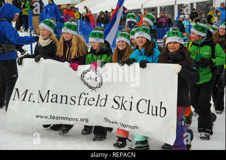 KILLINGTON, USA - November 24: Öffnen der Parade an der Zielbereich, unten von Superstar Spur während der Audi FIS Alpine Ski World Cup Damen Riesenslalom. Stockfoto