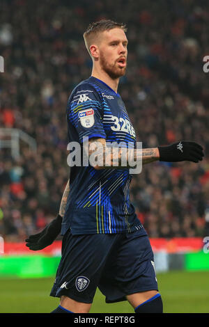 19. Januar 2019, Bet365 Stadium, Stoke-on-Trent, England; Sky Bet Meisterschaft, Stoke City vs Leeds United; Pontus Jansson (18) von Leeds Utd während des Spiels Credit: Mark Cosgrove/News Bilder der Englischen Football League Bilder unterliegen DataCo Lizenz Stockfoto