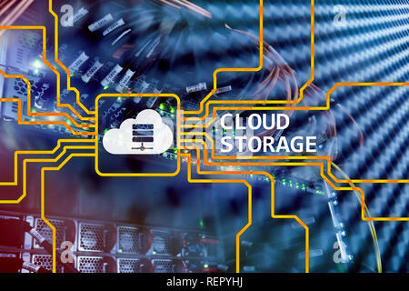 Cloud Data Storage Konzept auf Server zimmer Hintergrund. Stockfoto