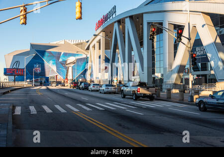 Atlanta professionelle Sportstätten, State Farm Arena (Atlanta Hawks) und Mercedes-Benz-Stadion (Super Bowl LIII, Atlanta Falcons, und Atlanta United). Stockfoto