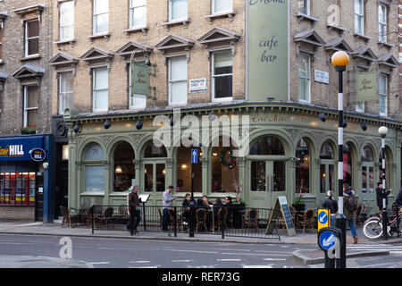 Die alte Rising Sun, Marylebone High Street, London, W1 Stockfoto