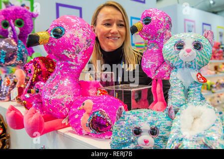 London, Großbritannien. 22. Jan 2019. Sequinned Flippables auf der TY Stand-der Spielwarenmesse bei Olympia in London. Credit: Guy Bell/Alamy leben Nachrichten Stockfoto