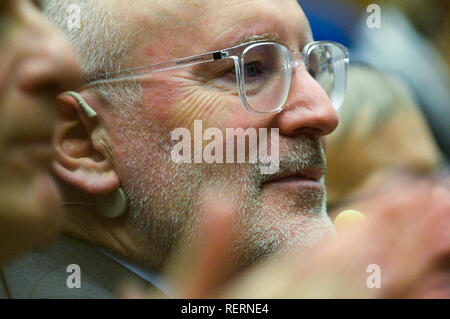 Vice President, Frans Timmersmans gesehen Sorgen der Bürger Dialog Diskussion im Auditorium Maximum. Stockfoto