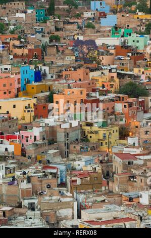 Blick auf die historische Altstadt von Guanajuato, UNESCO-Weltkulturerbe, Provinz von Guanajuato, Mexiko Stockfoto