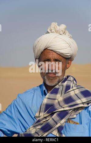 Kamel Fahrer, Jaisalmer, Wüste Thar, Rajasthan, Indien, Südasien Stockfoto