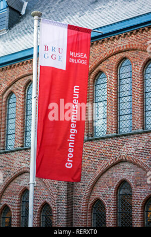 Flagge der Groeningemuseum, Fine Arts Museum Sammlung der Flämischen Primitiven Gemälde in der Stadt Brügge, Westflandern, Belgien Stockfoto