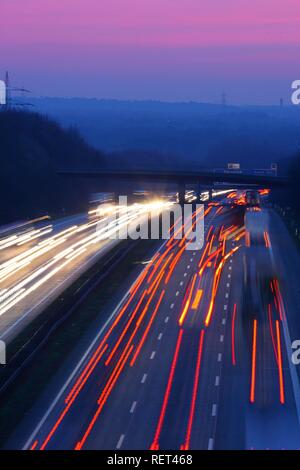 Rushhour auf der Autobahn A3, zwischen Mettmann und Erkrath, Nordrhein-Westfalen Stockfoto