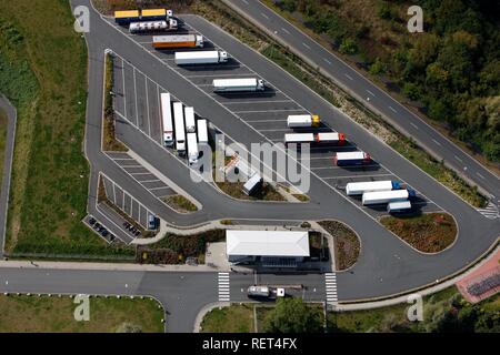 Parkplatz für Lastwagen am Hafen von Münster, Nordrhein-Westfalen Stockfoto