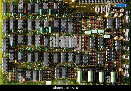 Elektroschrott, computer Teile von ausrangierte Computer sortiert, beim Recycling Hof, Deutschland Stockfoto