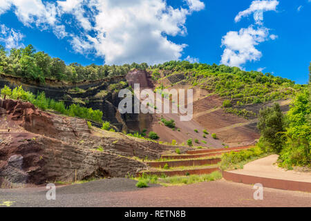 Die schönen Krater des Vulkan Croscat, Garrotxa (Katalonien, Spanien) Stockfoto