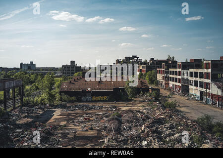 Detroit, Michigan, USA - Oktober 2018: Blick auf die verlassenen Packard Automotive Werk in Detroit. Der Packard Anlage erstreckt sich mehrere Stadt Stockfoto