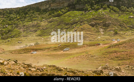 Harrismith, Südafrika - 02 Oktober 2015: 4x4 Mountainbike Pfad Fahrertraining im Camp Jeep in den Drakensbergen Stockfoto