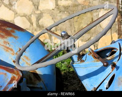 Alter Bauernhof Traktor. (Close up) Stockfoto