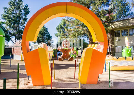 Dezember 13, 2017 Mountain View/CA/USA - der Android Rasen Statuen stellen einen Fototermin im Google office Campus im Silicon Val Stockfoto