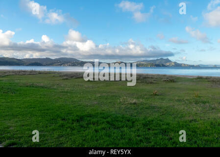 Landschaft und Meer in der Nähe von Whitianga Neuseeland Stockfoto