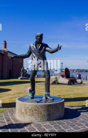 Statue von Billy Fury, Albert Dock, Liverpool Stockfoto